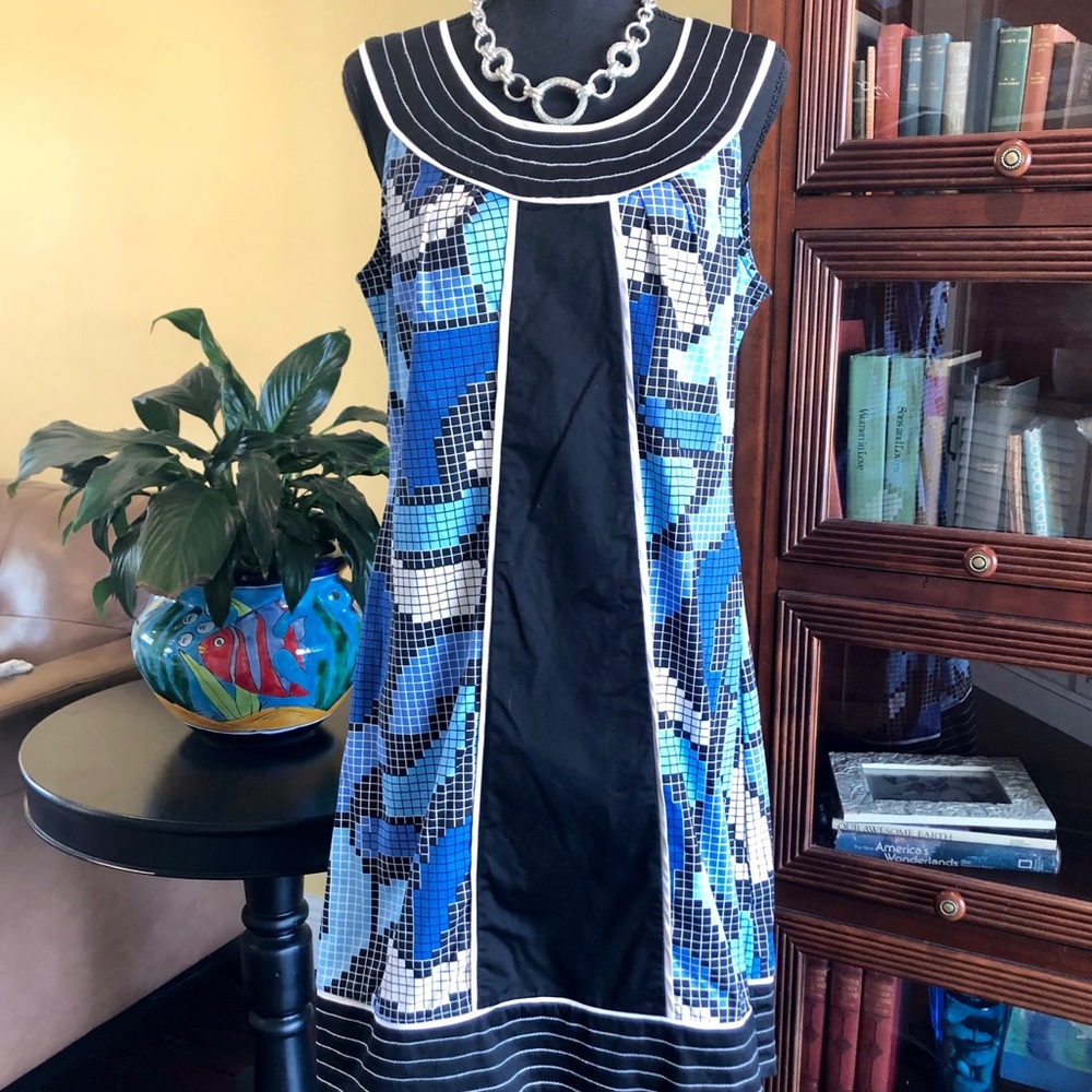Retro vibe geometric dress - size 12